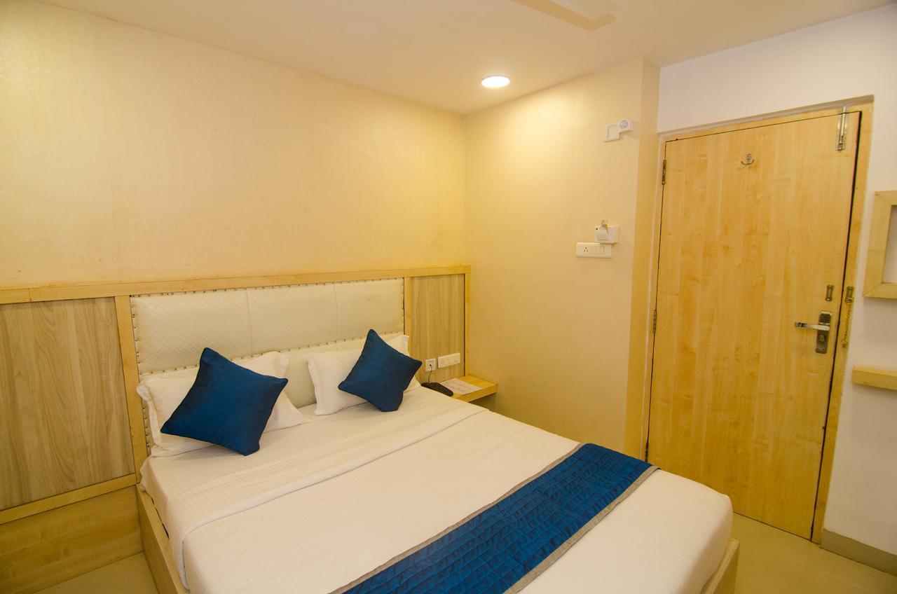 Hotel Q-Inn 콜카타 외부 사진